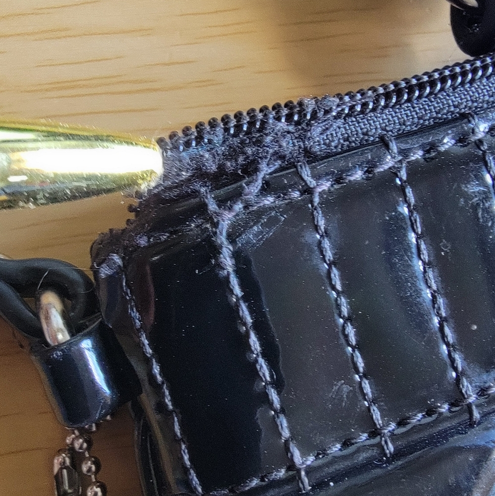 Coach Black Patent Leather Wristlet REHAB - Picture 9 of 10